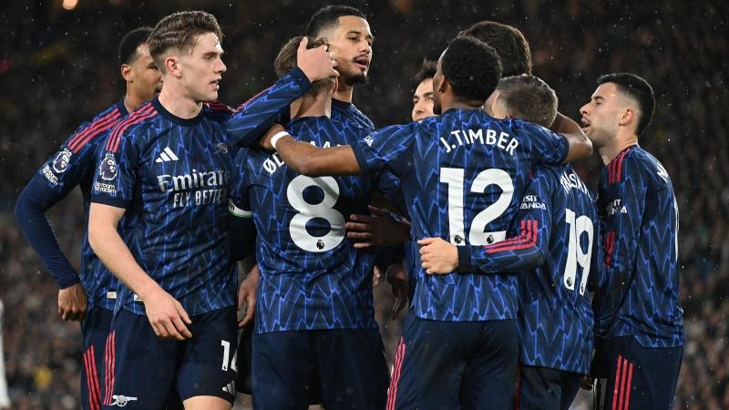 奥尔良羽球超级300赛｜聪文首圈就硬碰韩国最强男双 彭伟信授招：需靠反击致胜